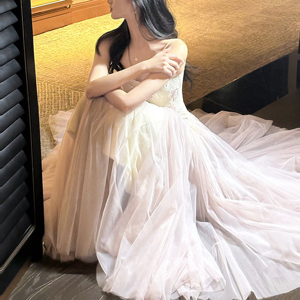 Lyra Romantic Lace Embellishment Tulle Evening Dress