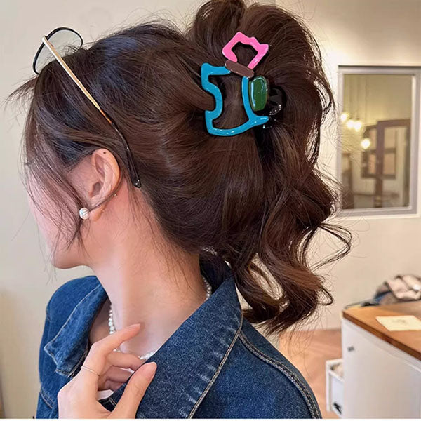 Hailey Doggie Hair Clip