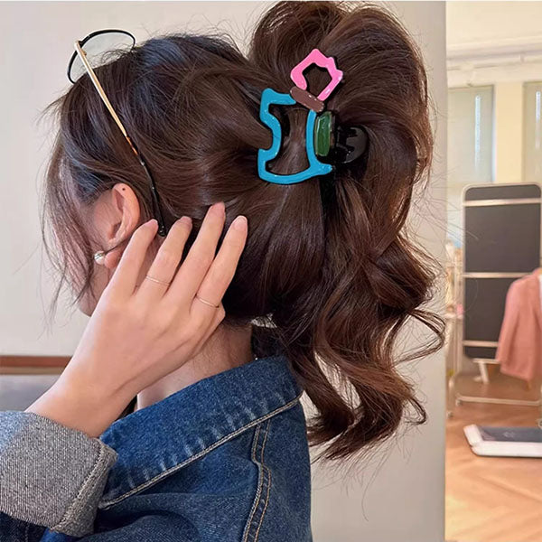 Hailey Doggie Hair Clip