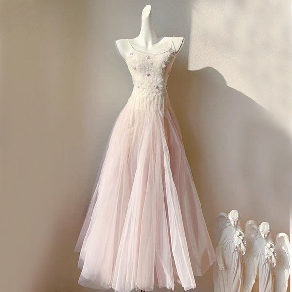 Lyra Romantic Lace Embellishment Tulle Evening Dress