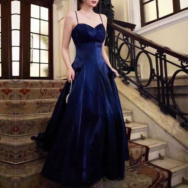 Mira Elegant Navy Sweetheart Neckline Evening Dress M