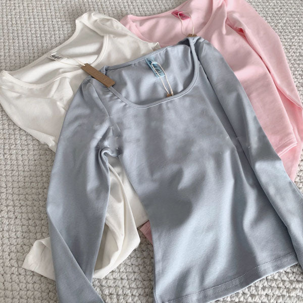 Kim Scoop Neck Long Sleeve Top