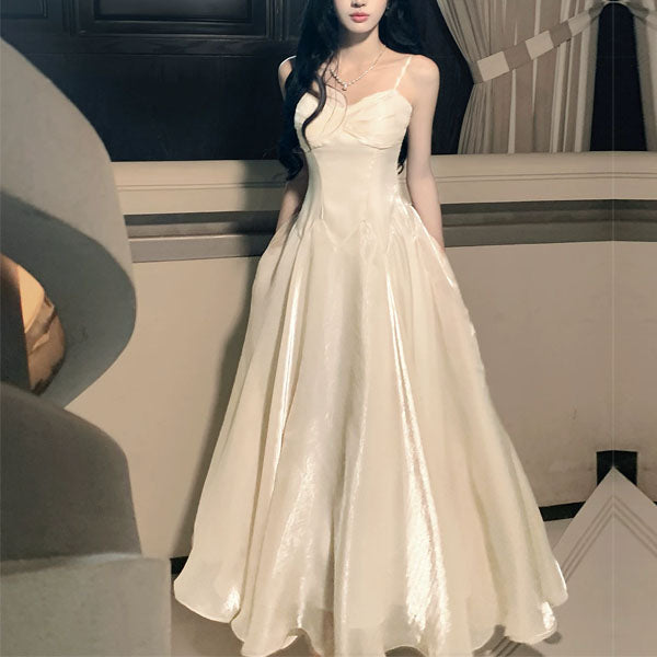 Camilie Ethereal Shimmering Cream Evening Dress