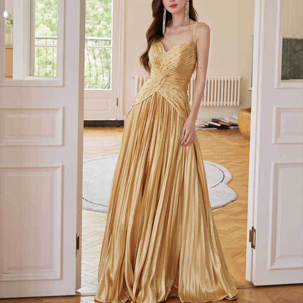 Elowen Golden Goddess Pleated Evening Dress L Elowen Golden Goddess Pleated Evening Dress L