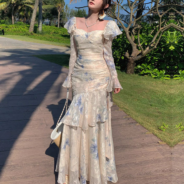 blue floral long sleeve maxi dress Laurina Ivory Ruffles S sleek minimalist Lady Black Tie - MODEL INFO Model is Color:WHITE POPLIN