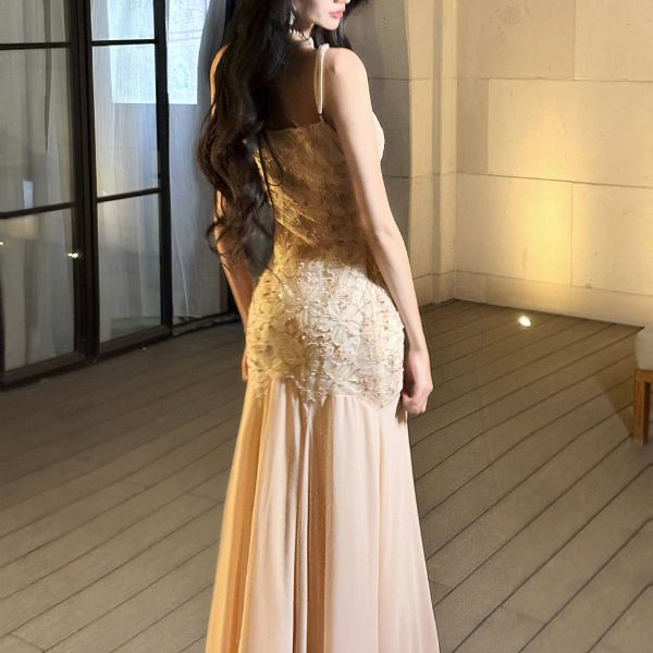Chérie Feminine Embellished Flora Evening Dress