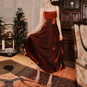 Claudine Elegant Scarlet Evening Dress with Detachable Sleeves