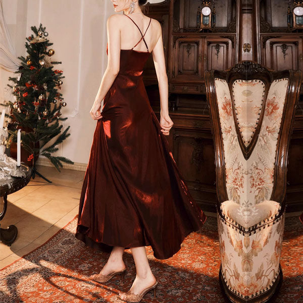 Claudine Elegant Scarlet Evening Dress with Detachable Sleeves