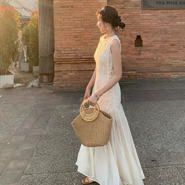 Catherina Elegant Ivory Knit Lace Maxi Dress