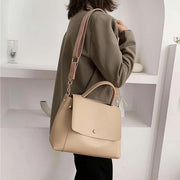 Luna Classic Messanger Tote Bag
