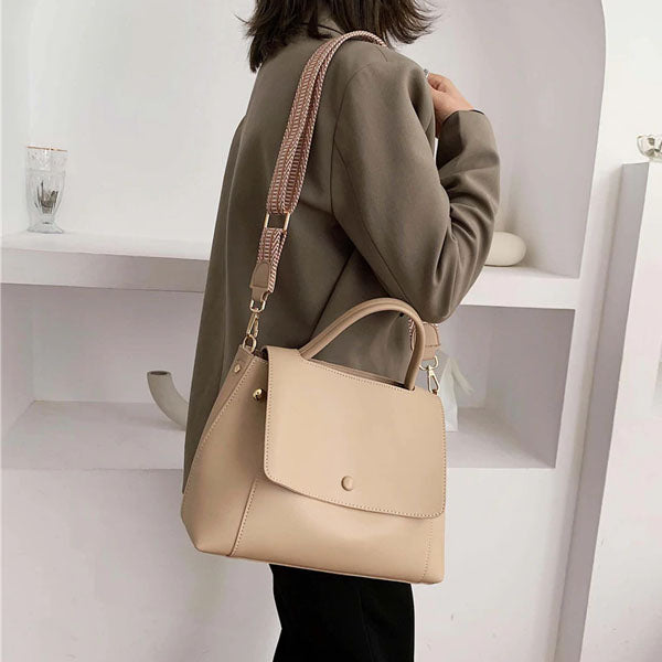 Luna Classic Messanger Tote Bag