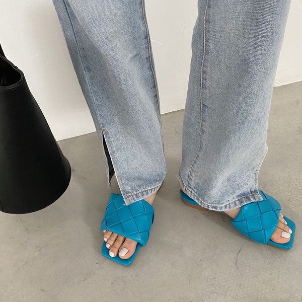 Loran Quilt Square Toe Slide Sandals