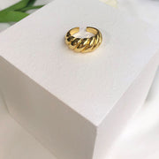 Yuri Twist It Up Ring