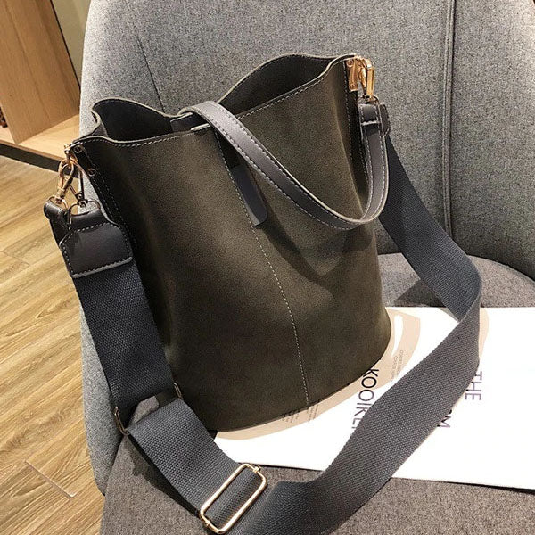 Kristy Chic Bucket Bag