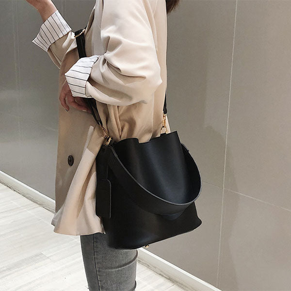 Janise Bucket Tote Bag