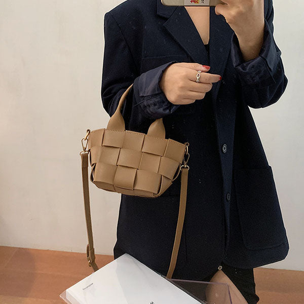 Kelsi Woven Shoulder Handbag