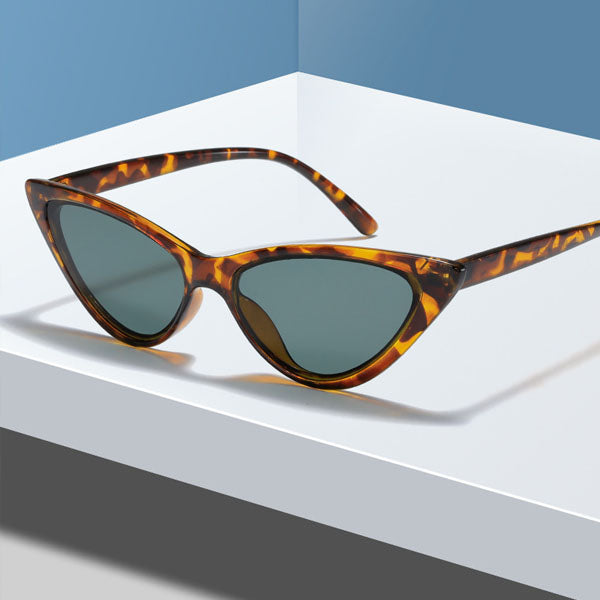 Isla Retro Cat Eye Stylish Sunglass