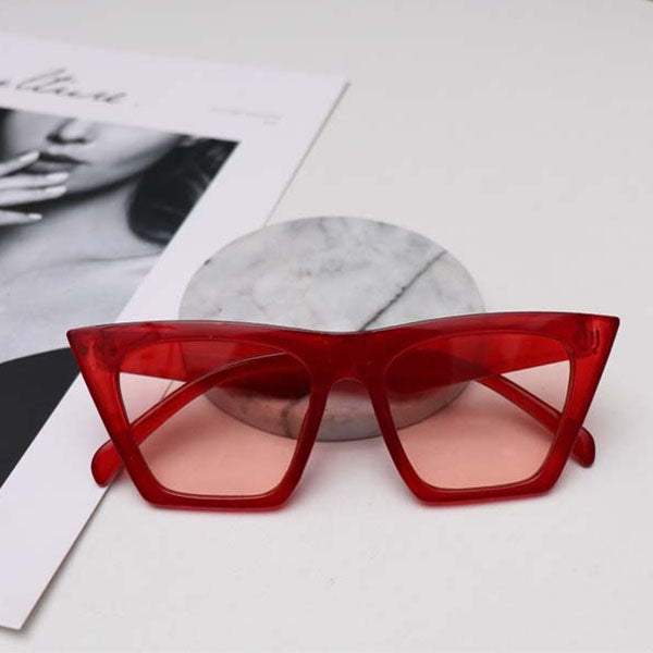 Joanne Retro Stylish Sunglasses