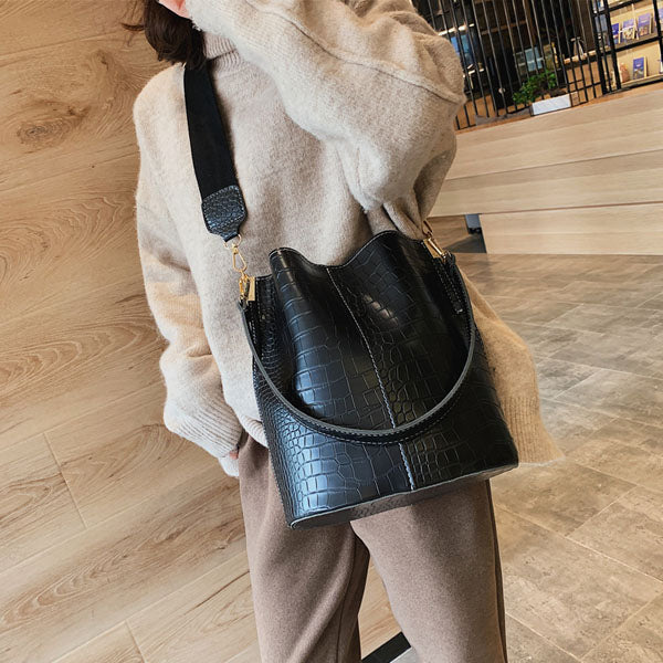 Christine Lux Bucket Bag