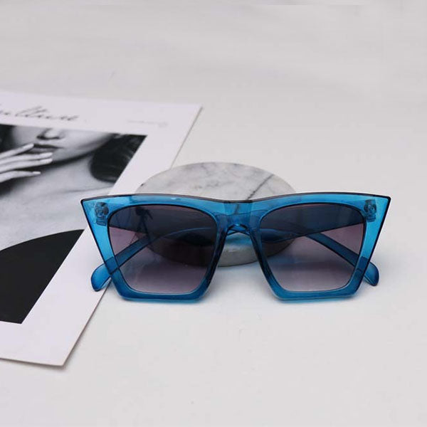 Joanne Retro Stylish Sunglasses